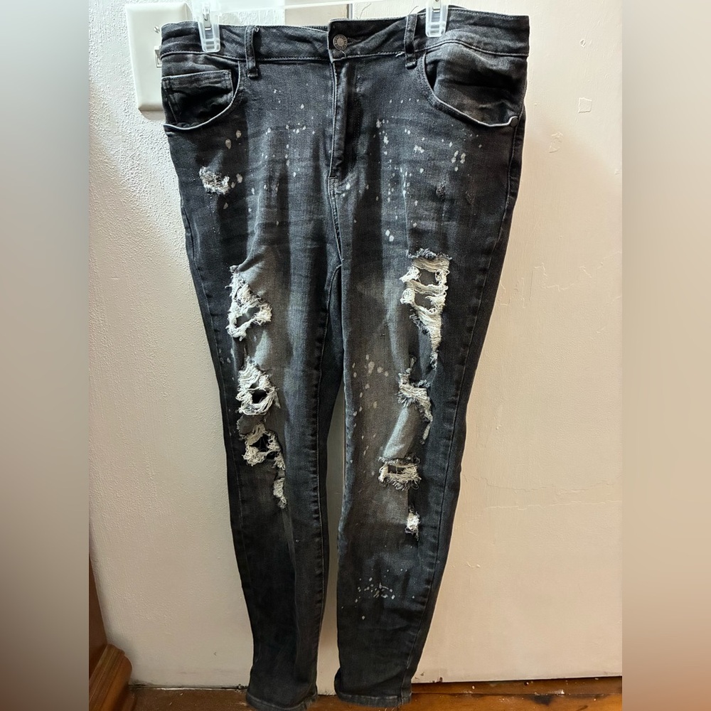 Judy Blue Distressed Charcoal Skinny Jeans